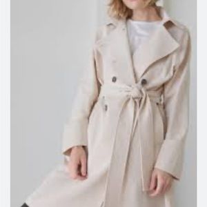 Everlane Women's Light Beige Trench Coat